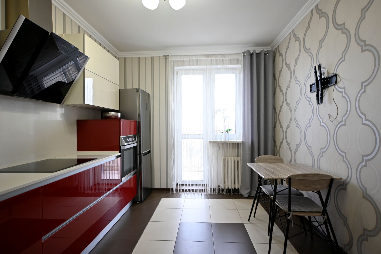 В продаже однокомнатная квартира с современным ремонтом  - продажа вторичного жилья от агентсва bir.by